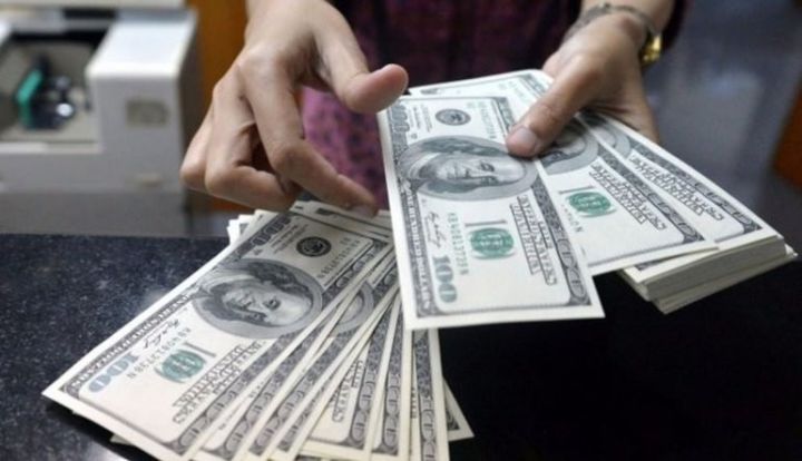 Dollar kreditləri ilə bağlı yenilik