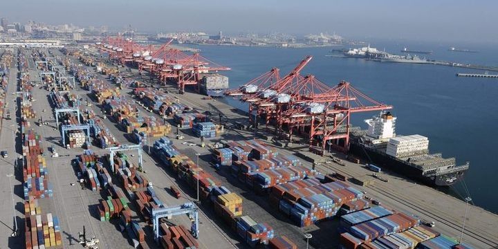 ABŞ-da xarici ticarət kəsiri 7 ayın ən aşağı səviyyəsinə enib