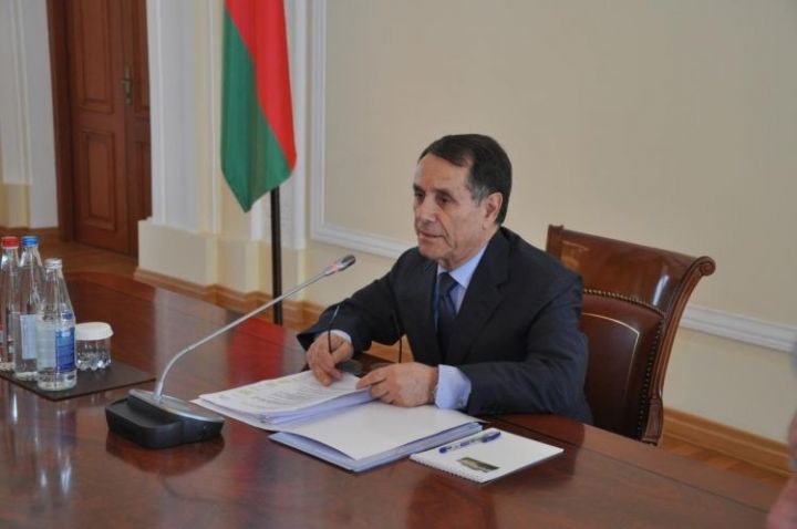 Baş nazirin yanında pambıq müşavirəsi!  