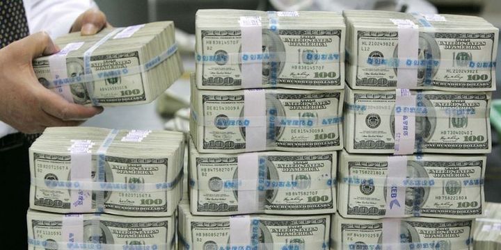 Dollar satışının kəskin artdığı üzə çıxdı - SON RƏQƏM