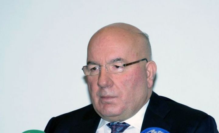 Lirə və Rublun ucuzlaşması Azərbaycana əhəmiyyətli təsir göstərməyib