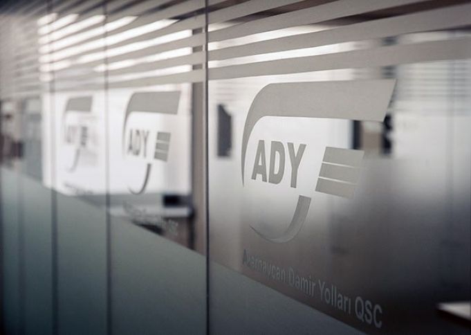 Azərbaycanın dəmir yollarında innovativ taksi sistemi fəaliyyət göstərəcək