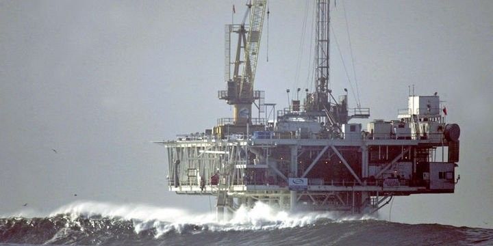 Küləyin sürəti şiddətlənir, dalğanın hündürlüyü 5 metrə yaxınlaşır