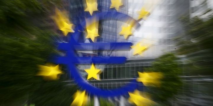 Avro Bölgəsi üzrə iqtisadi inkişaf və inflyasiya proqnozu aşağı salındı