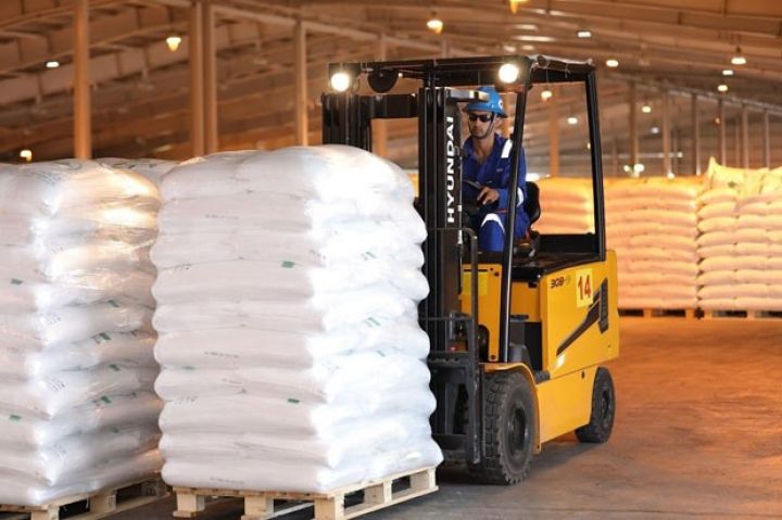 Karbamid Zavodu gübrənin "Aqrolizinq"ə ilk satışını həyata keçirib