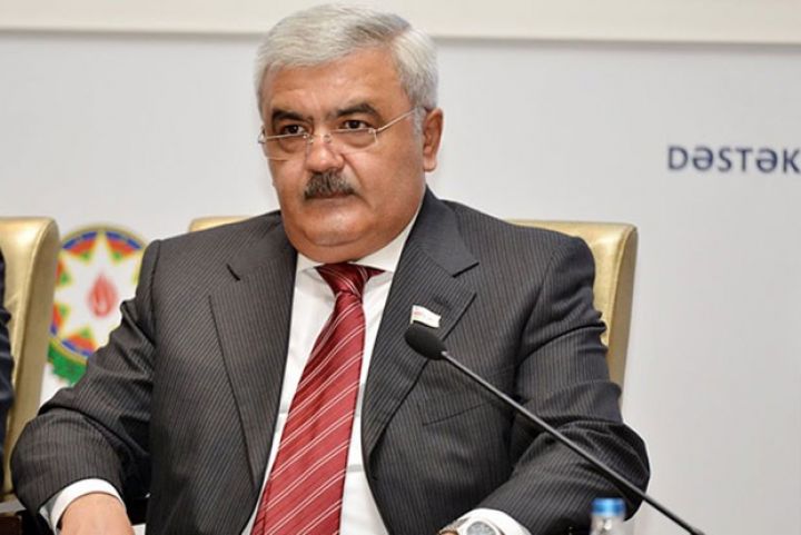 Rövnəq Abdullayevdən "Abşeron" və "Qarabağ" açıqlaması 