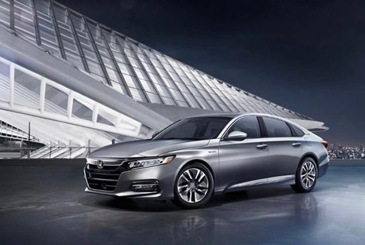 Yeni Honda Accord alın, 3 il pulsuz servis əldə edin