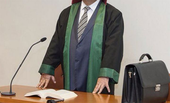 Vəkil, sərbəst mühasib və auditorların sosial sığorta yükü azaldılır