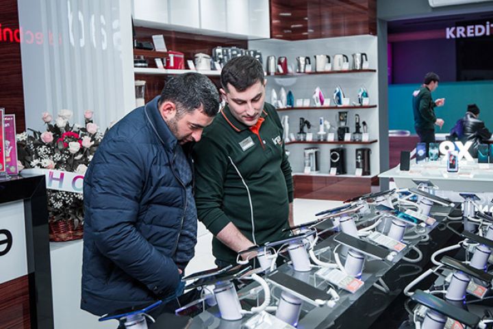 “İrşad Electronics” daha 2 rayonda mağazasını açır