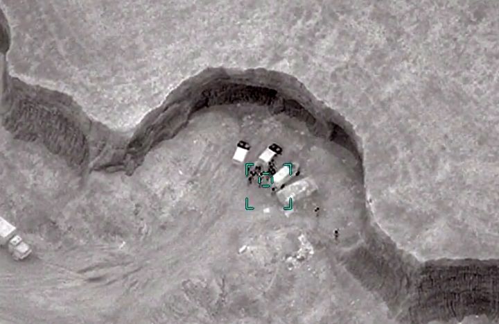 Düşmənə atəş zərbələri endirildi, polkovnik-leytenant öldürüldü - VİDEO