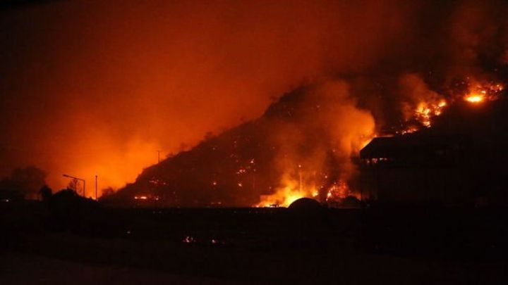 Yanğın elektrik enerjisi stansiyasına çatıb