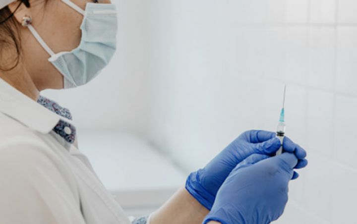 “Financial Times”: Azərbaycan vaksinasiya səviyyəsinə görə MDB-də liderdir