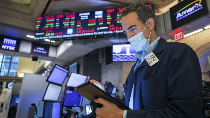 Dollarda bahalaşma güclənərsə, qızılın  təzyiq altında qalacağı ehtimal edilir