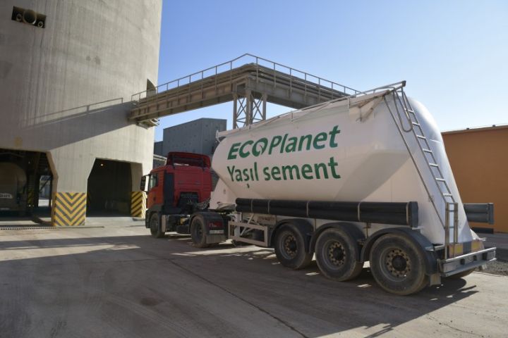 İsveçrə kapitallı  “Holcim Azərbaycan” şirkəti ilk "yaşıl sement"ini istehsal edib