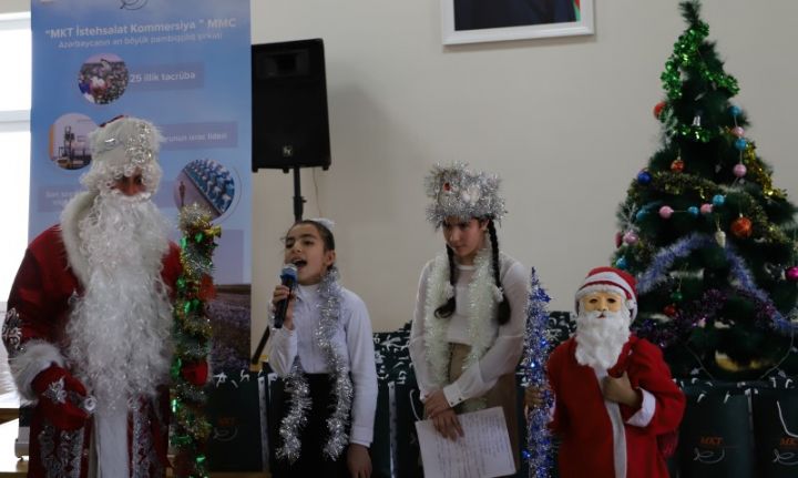 “MKT İK” MMC kənd orta məktəbini şagirdləri üçün yeni il şənliyi keçirib