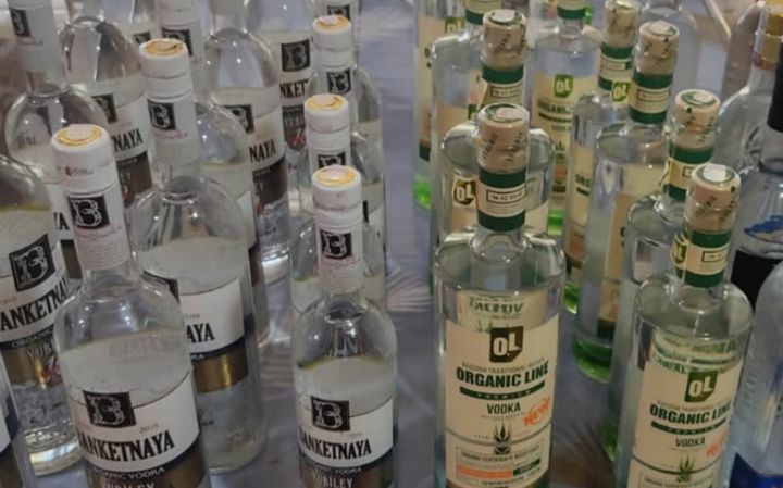 “Şahin” restoranında  saxta alkoqollu içkilər aşkarlanıb