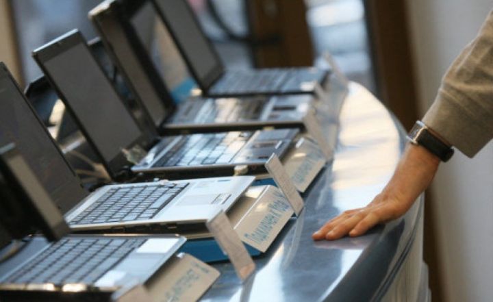 Lenovo fərdi kompüterlərin satışı üzrə dünyada liderliyini qoruyub saxlayır