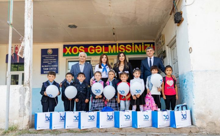 TuranBank “ASAN Məktub”la birgə məktəblilərin arzularını gerçəkləşdirib