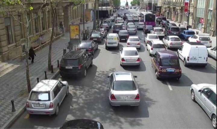 Bakının avtomobil  nəqliyyatında ciddi dəyişiklər üçün "düymə basıldı" - TAKSİ, AVTOBUS...