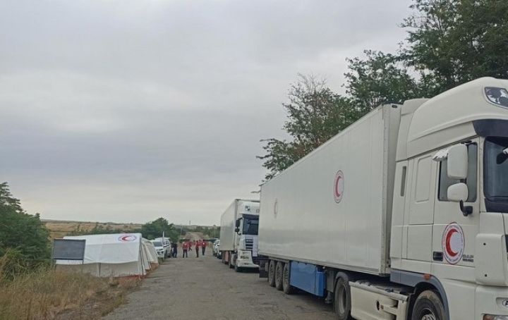 40 ton humanitar yardımın keyfiyyət sertifikatı sülhməramlılara təqdim olundu