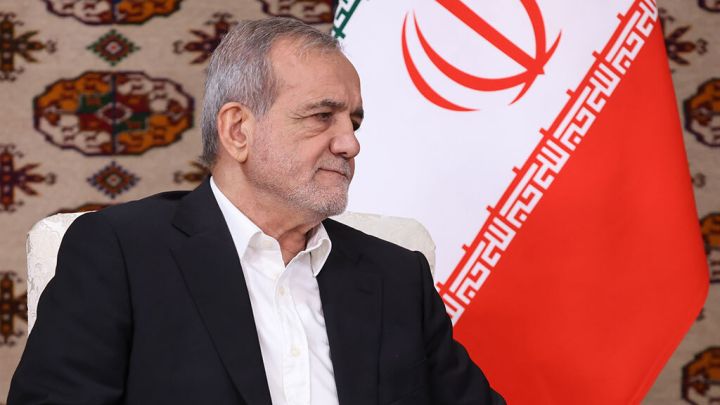 Pezeşkian Trampın İranla bağlı niyyətlərinin səmimiliyindən şübhələnir