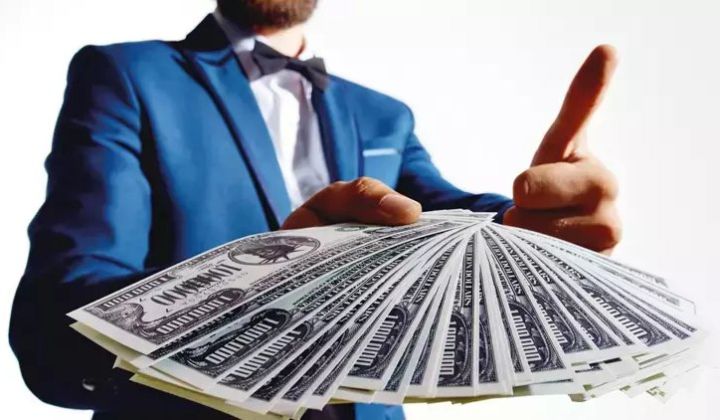 UBS hesabatı: Dollar milyonçularının ən çox artdığı ölkə Türkiyədir