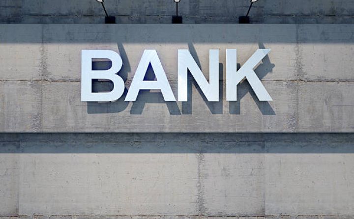 Azərbaycanda 5 bankın aktivləri 2 milyard manatdan çoxdur