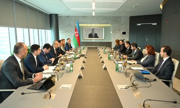 Qara Dəniz Ticarət və İnkişaf Bankı ilə əməkdaşlığın genişləndirilməsi müzakirə olundu